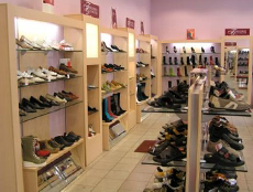 Оснащение обувных магазинов под ключ